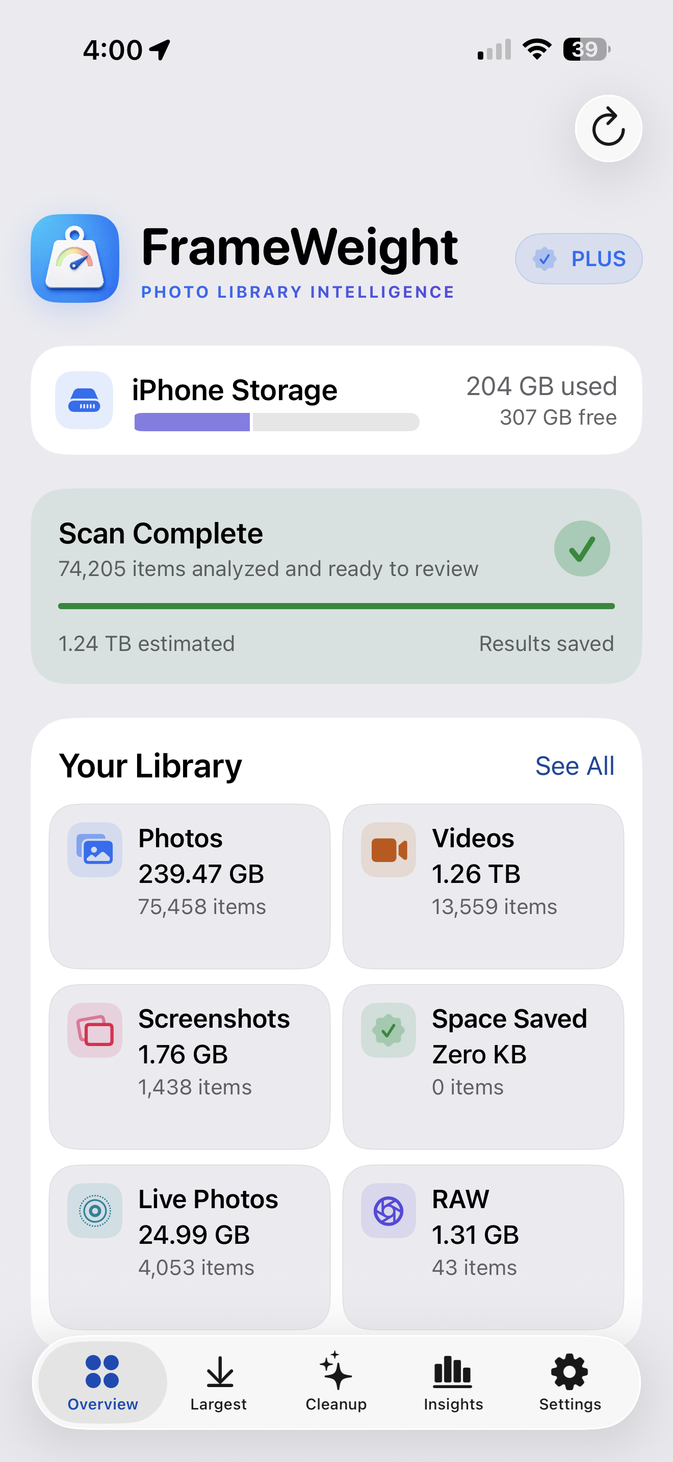 FrameWeight overview screen on iPhone